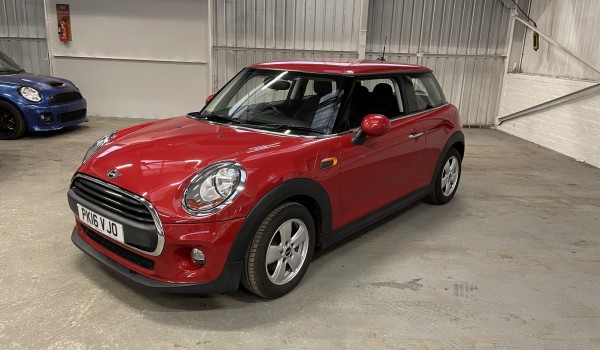 SOLD – 2016 (16) MINI ONE – in dark red, FSH with £2525 worth of extras – SOLD