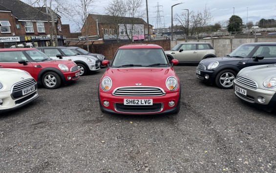 SOLD – 2012 (62) MINI Hatch One – in blazing red with 68k miles and full service history